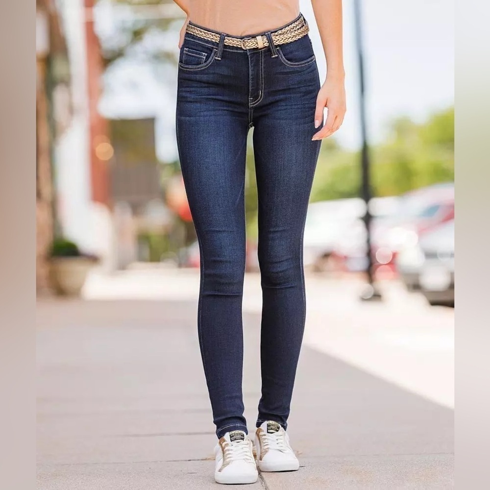 Women’s FLYING MONKEY Mid Rise Skinny Stretch jeans- Size 25